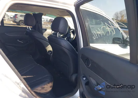 2016 Mercedes-Benz Glc 300 z USA, uszkodzony, nr VIN WDC0G4JB8GF051217